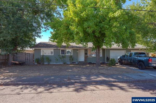 2000 Thurston (& 2006) St, Albany, OR 97322