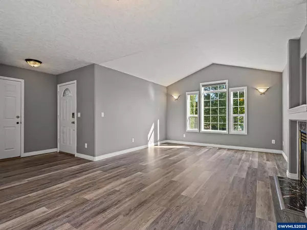 Salem, OR 97306,5531 Murray Av SE SE