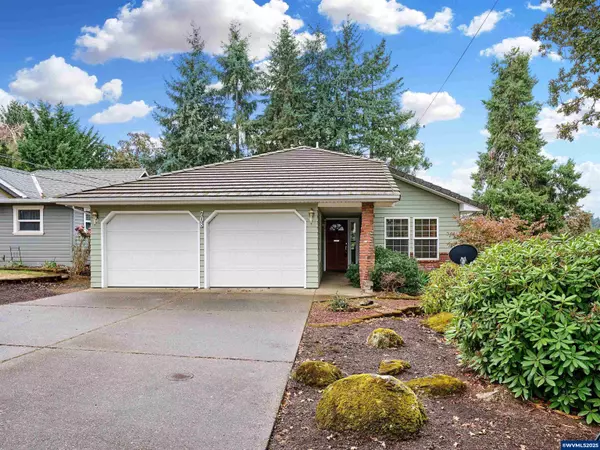 Silverton, OR 97381-1834,708 Kent St