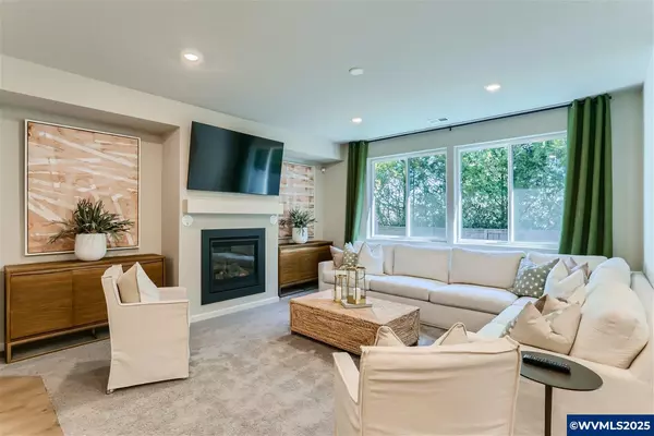 Gresham, OR 97080,2484 Teal Av