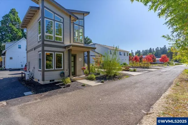 Salem, OR 97302,1984 Audubon Av SE SE