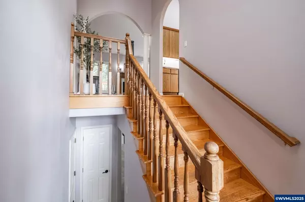 Albany, OR 97321,1221 Montgomery Pl NE NE