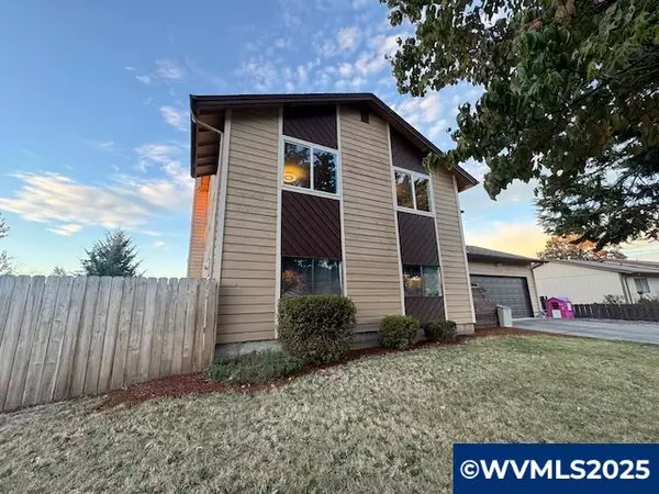 Sweet Home, OR 97386,3086 Juniper St