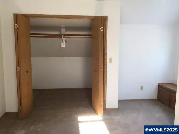 Corvallis, OR 97333,824 Maple Tree Dr