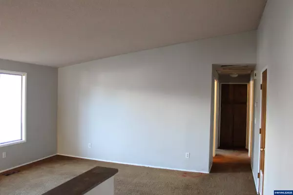 Albany, OR 97321,6259 Chapman Pl SE SE