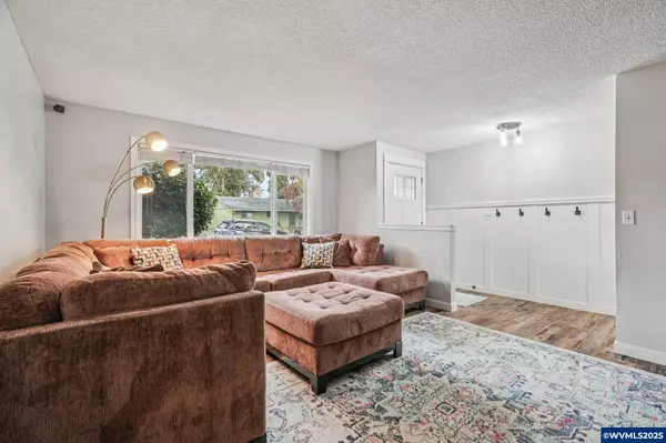 Salem, OR 97317,4944 Wagon Trail Ct