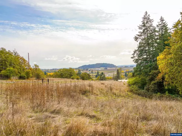 Jefferson, OR 97352,10865 South View Lp SE SE