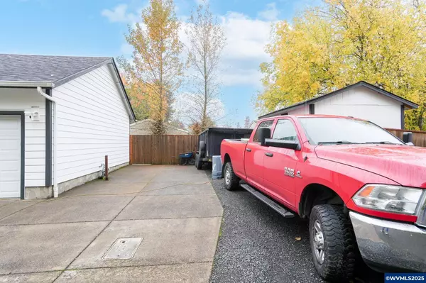 Salem, OR 97301,4145 Smokestack Ln SE SE