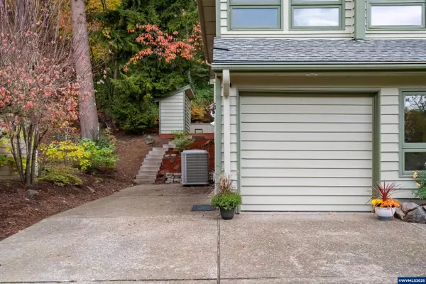 Keizer, OR 97303,391 McNary Heights Dr N N