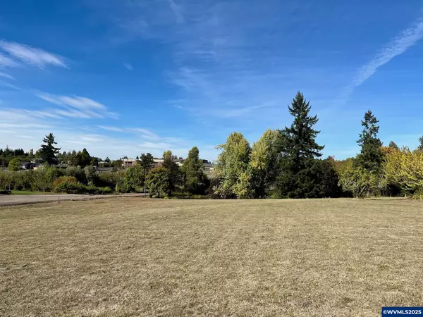 Salem, OR 97317,740 Noble Plum Wy NE NE