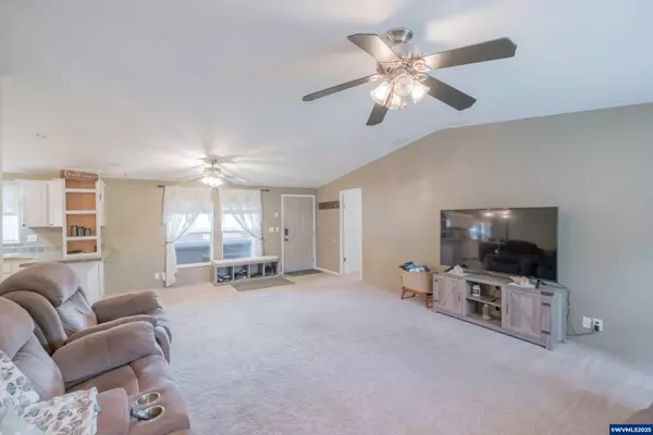 Sweet Home, OR 97386,1065 23rd Av