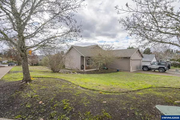 Dallas, OR 97338,201 Howard Ln