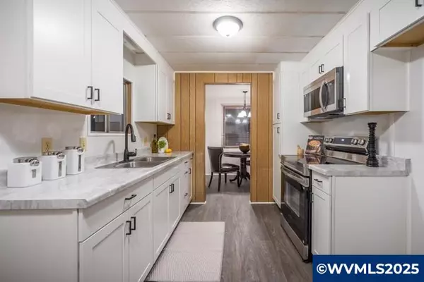 Albany, OR 97322,1905 Waverly Dr SE SE