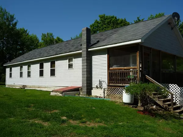 Altona, NY 12910,2094 Rand Hill RD