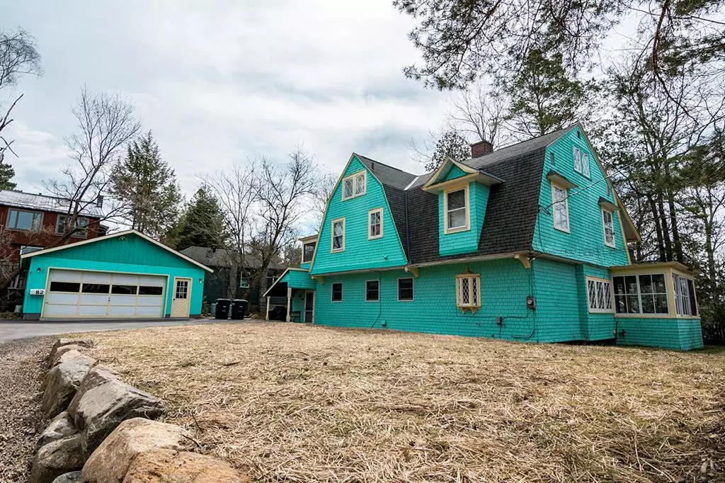 Saranac Lake, NY 12983,82 Shepard AVE