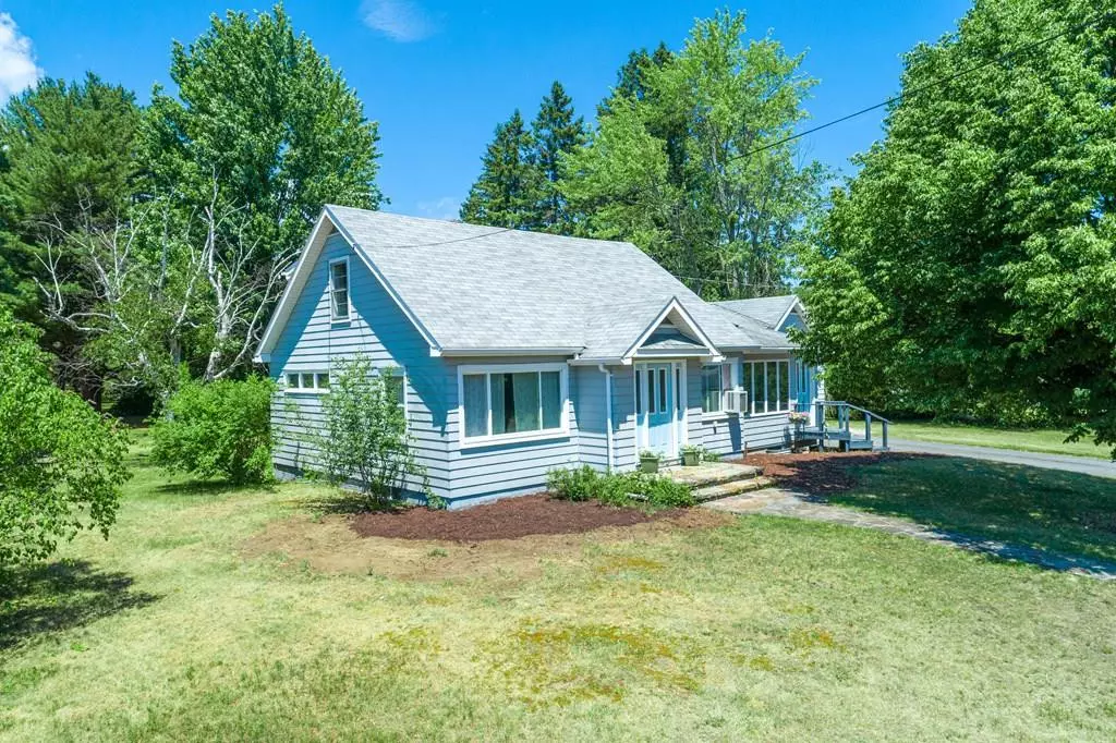 Keeseville, NY 12944,214 Route 9N