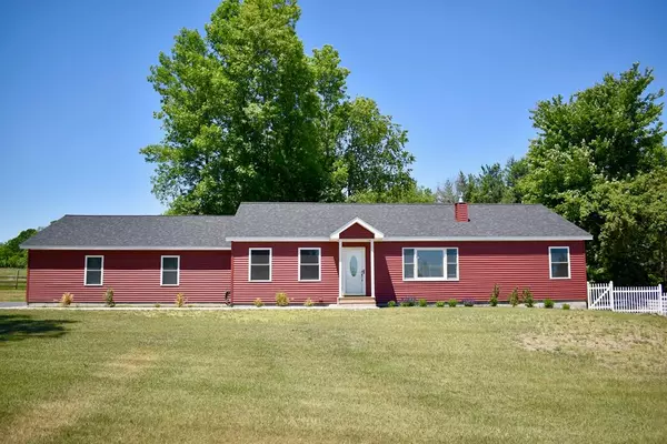 61 Fox Farm RD, Peru, NY 12972