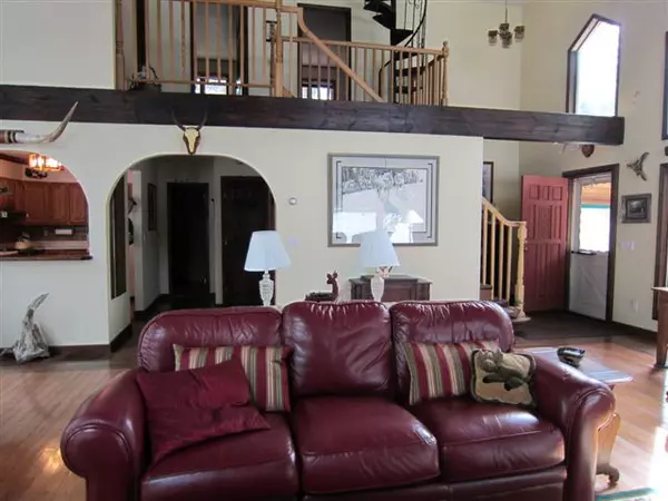 Long Lake, NY 12847,58 Old Steamboat LN