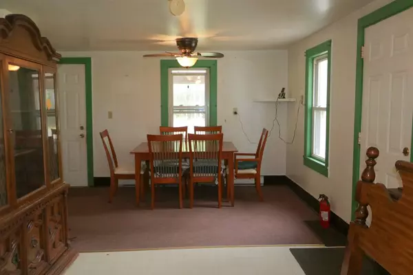 Altona, NY 12910,4602 Military TPKE