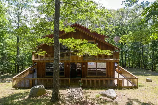 Keeseville, NY 12944,579 Augur Lake RD