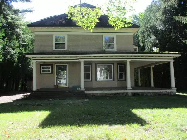 370 Park AVE, Saranac Lake, NY 12983