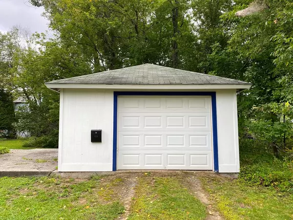 Saranac Lake, NY 12983,43 Mcclelland