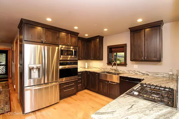 Saranac Lake, NY 12983,220 Riverside DR