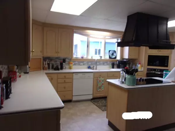 Redford, NY 12978,30 Church ST