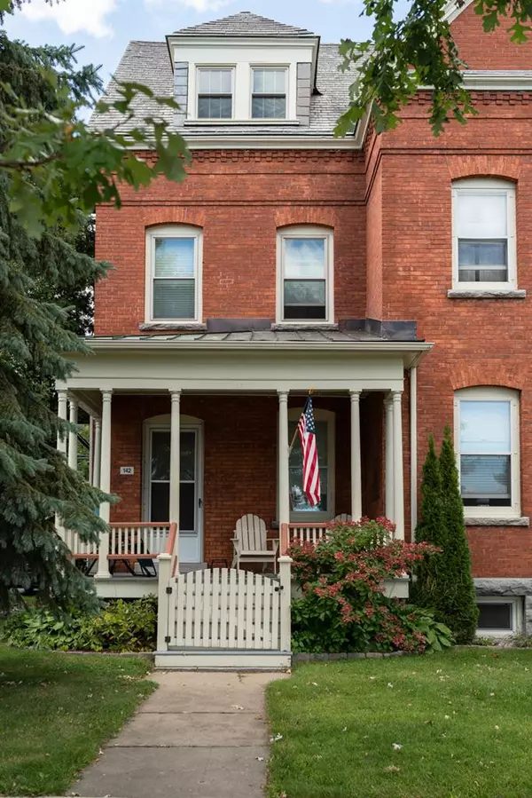 142 US OVAL, Plattsburgh, NY 12903