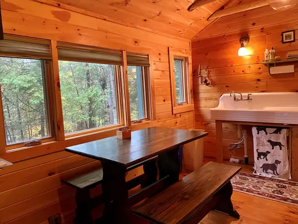 Saranac Lake, NY 12983,144 Breezy Acres DR