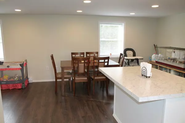 Keeseville, NY 12944,11 River ST