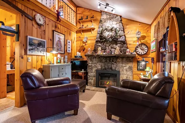 Onchiota, NY 12989,36 Oregon Pond RD