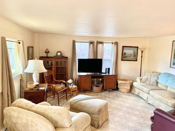 Peru, NY 12972,11 Mason Hill RD