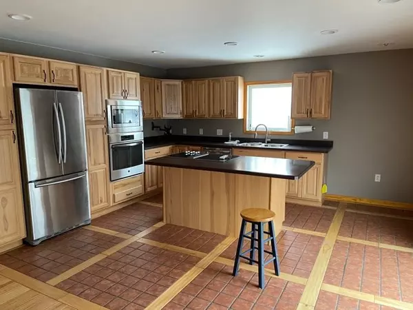 Chazy, NY 12921,2550 Lake Shore RD