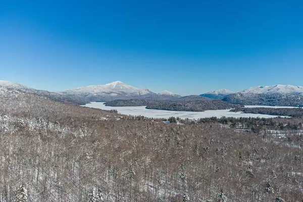 Lake Placid, NY 12946,46 Amanda DR