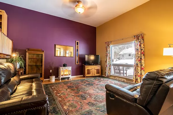 Saranac Lake, NY 12983,102 School ST