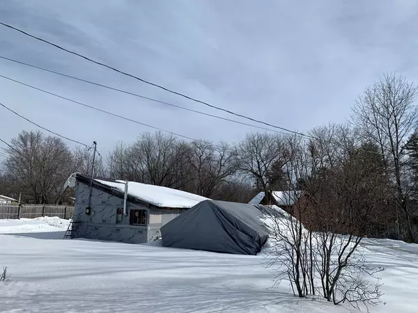 Keeseville, NY 12944,12 Grove ST