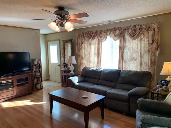 Morrisonville, NY 12962,5 Woodland Hills DR