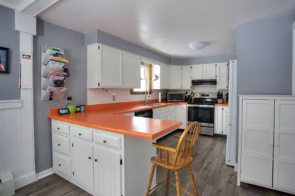 Saranac Lake, NY 12983,18 Vancour AVE