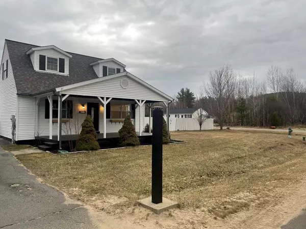 31 Cinnamon RDG, Keeseville, NY 12944