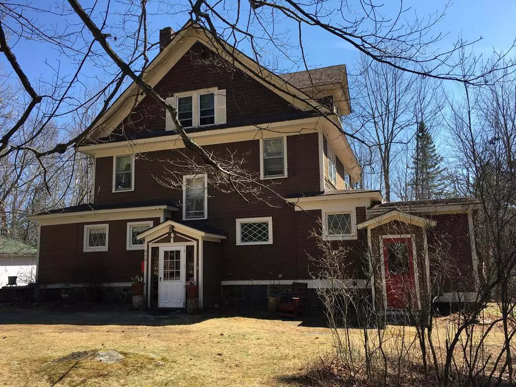 Saranac Lake, NY 12983,460 Park AVE