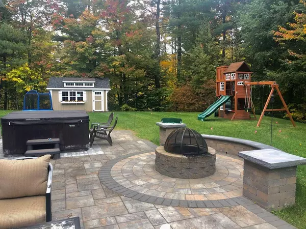 Peru, NY 12972,28 Twin Creek DR