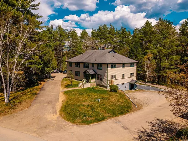 67 Will Rogers DR, Saranac Lake, NY 12983