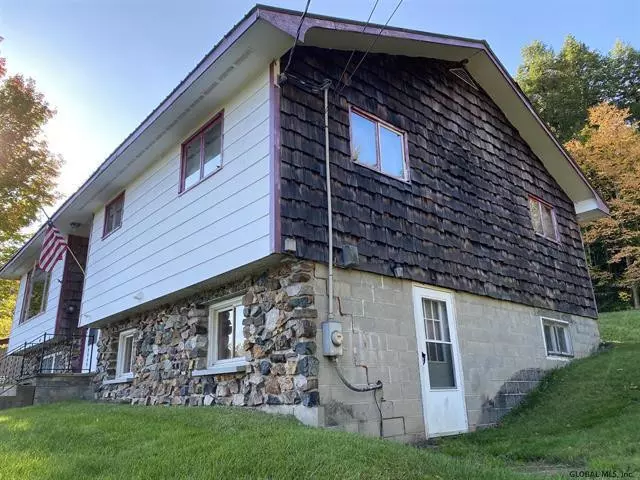 3987 NYS Route 9N, Moriah, NY 12974