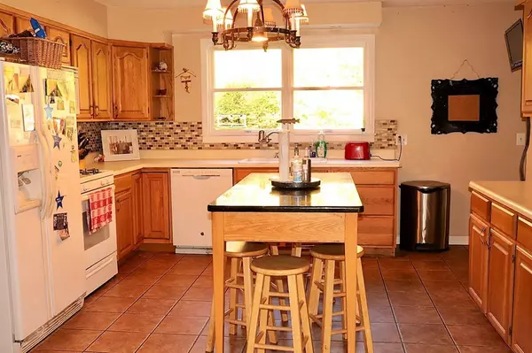 Peru, NY 12972,14 Valley View DR