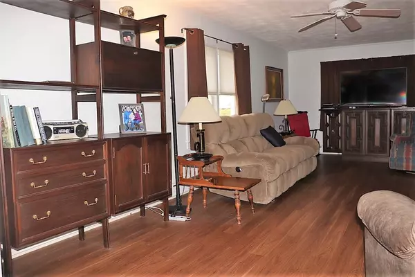 Peru, NY 12972,10 Jenkins ST