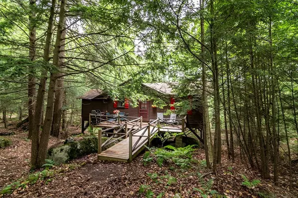 Saranac Lake, NY 12983,572 Sekon