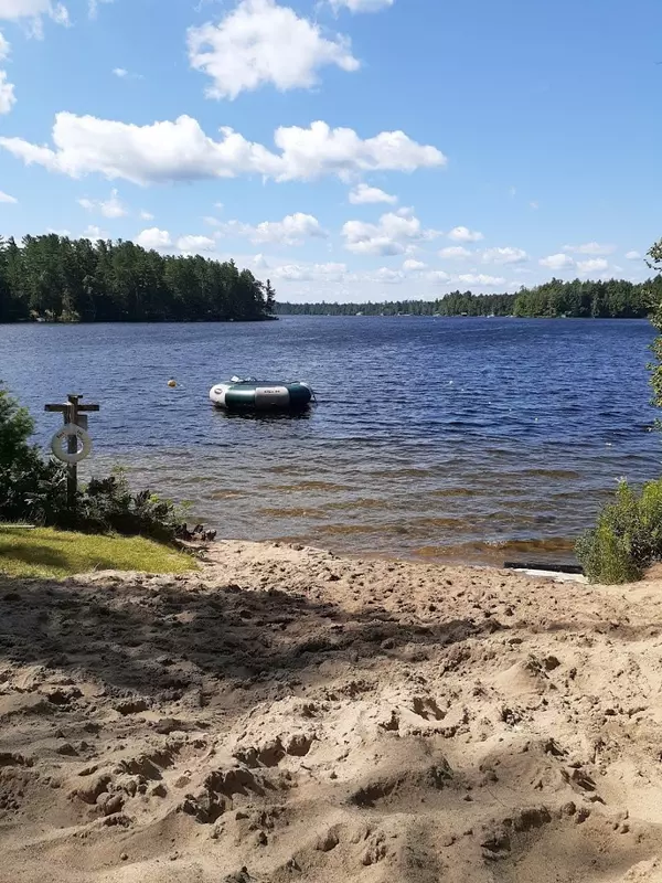 NY 12983,36 Woodland LN