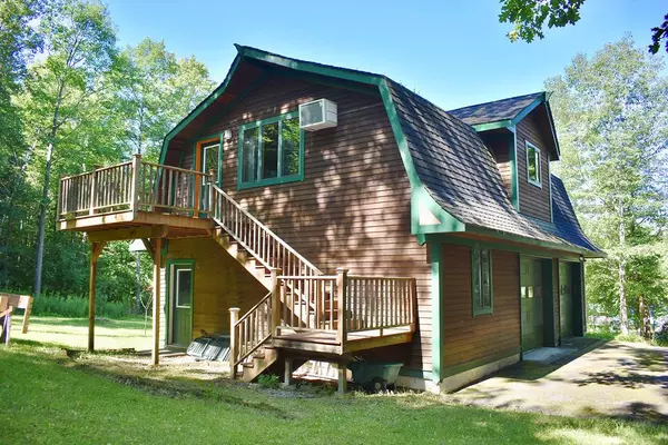 Willsboro, NY 12996,354 Corlear DR