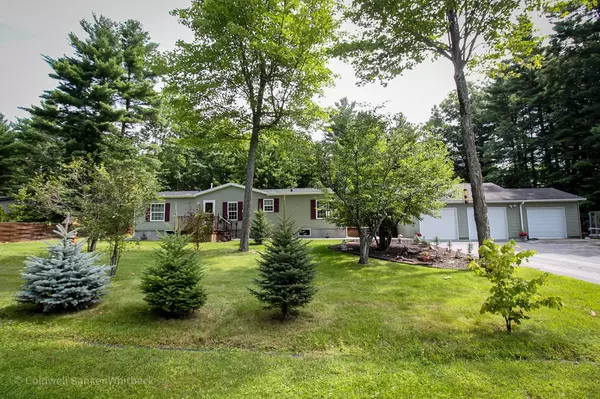 Schuyler Falls, NY 12901,8 Downs WAY